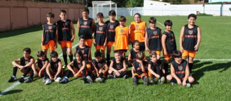 Alunos no Campo de Futebol